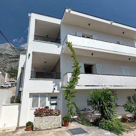 Apartman For 4 - Lovreta Makarska Bagian luar foto